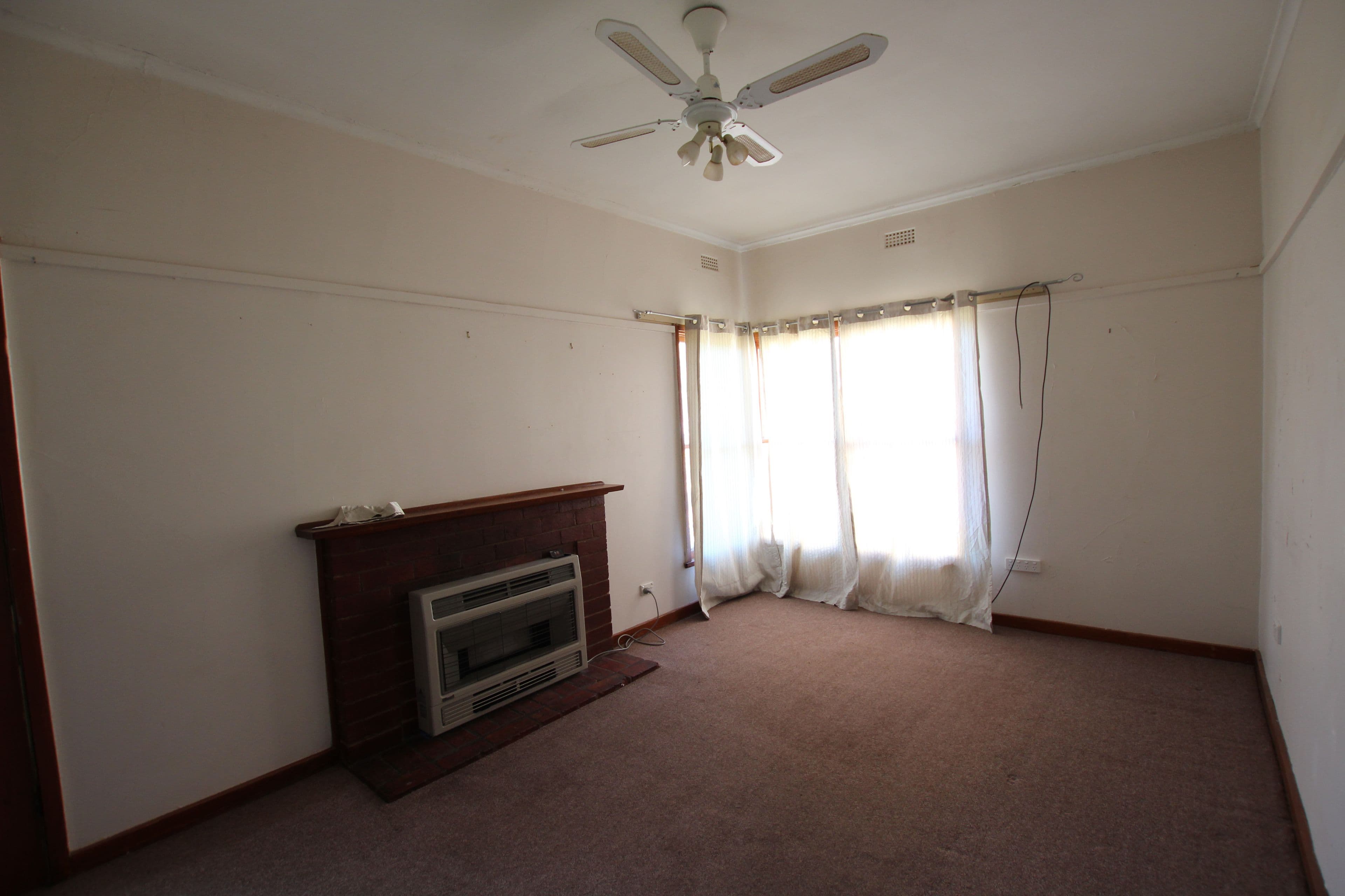 18 Hopetoun Street, Rochester VIC 3561, Rochester - Thumbnail 2