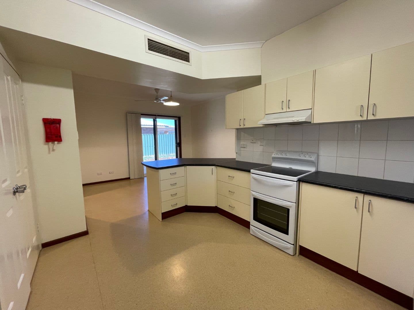 15 Nickol Road, Nickol WA 6714, Nickol - Thumbnail 7