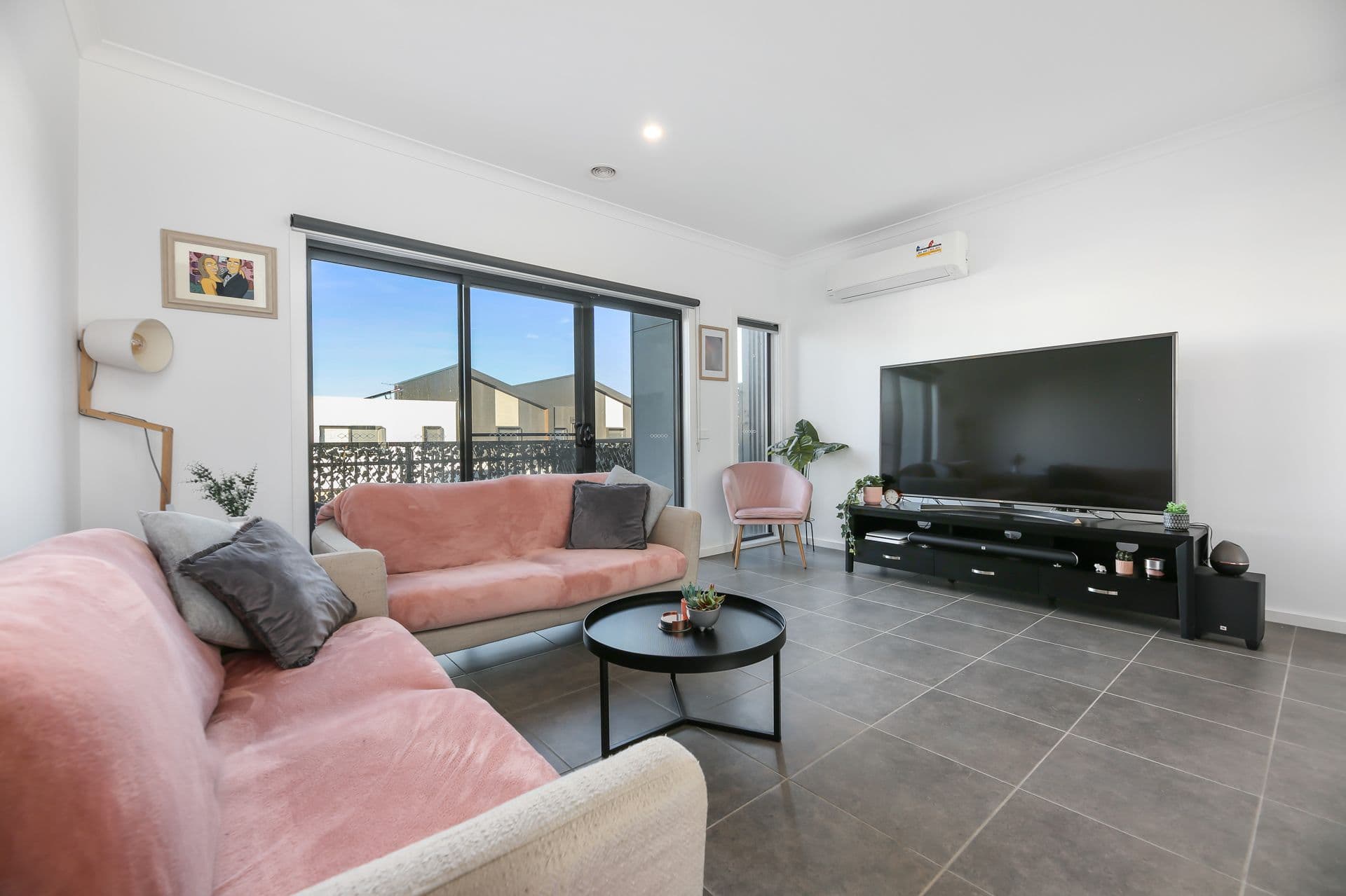 10 Ripplebrook Walk, Pakenham VIC 3810, Pakenham - Thumbnail 8