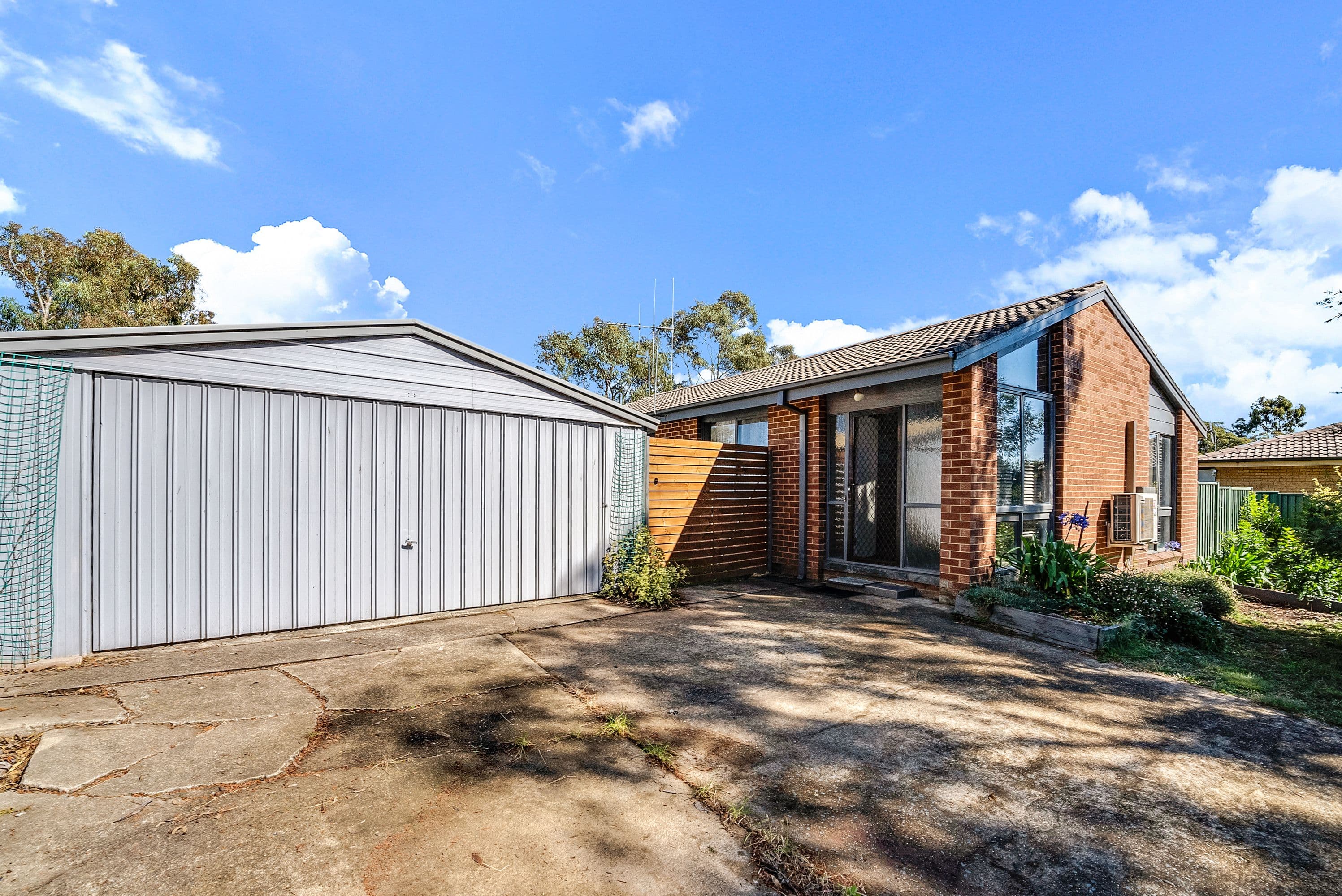 10 Landale Place, Charnwood ACT 2615, Charnwood - Image 1