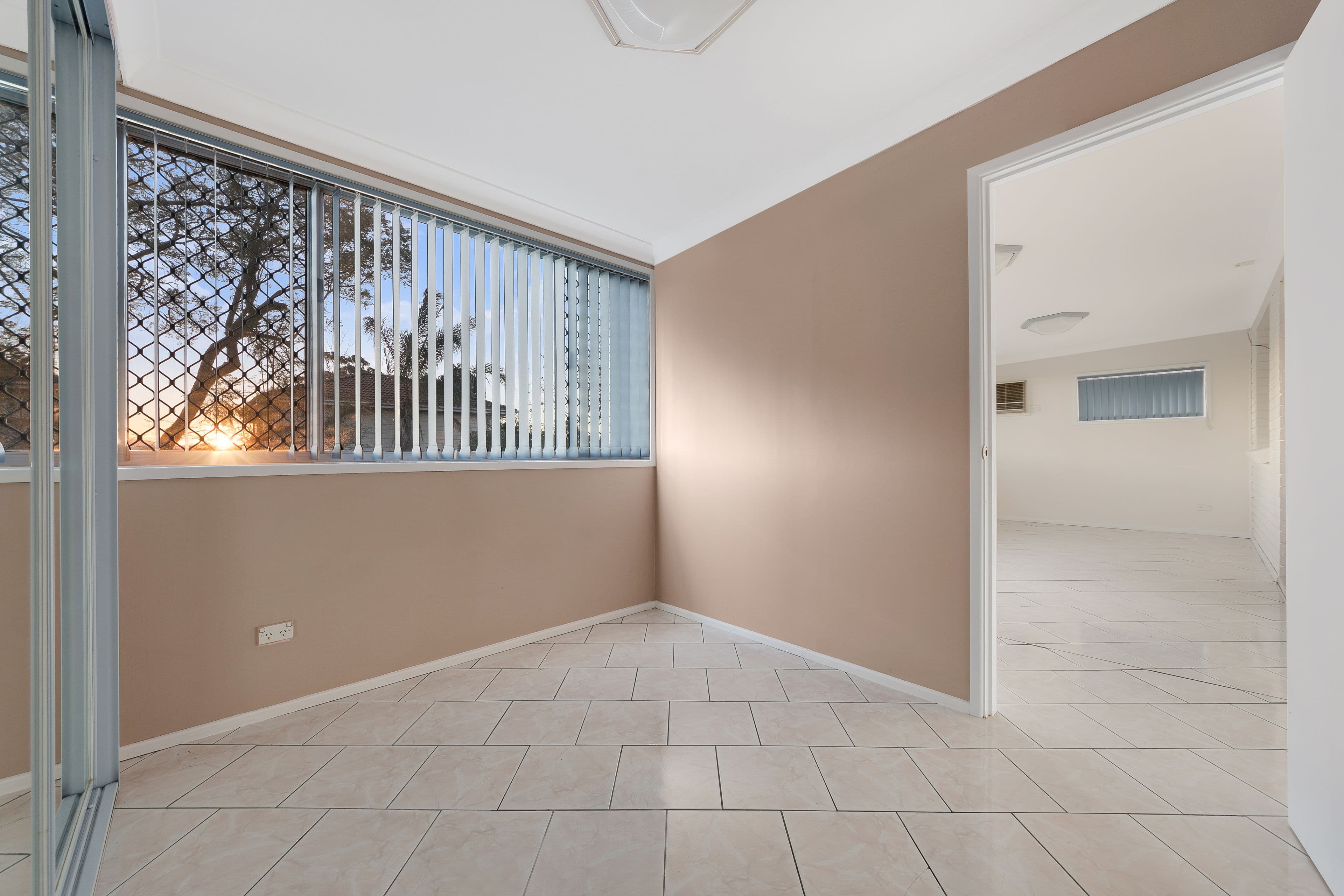 51 Townson Avenue, Leumeah - Thumbnail 5