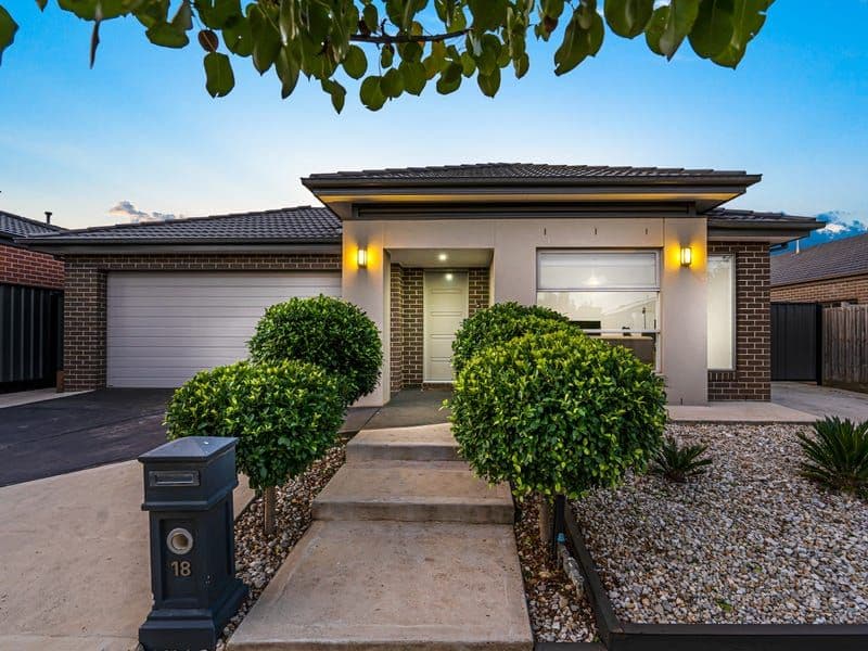 18 Miro Way, FRASER RISE VIC 3336, Fraser Rise - Image 1