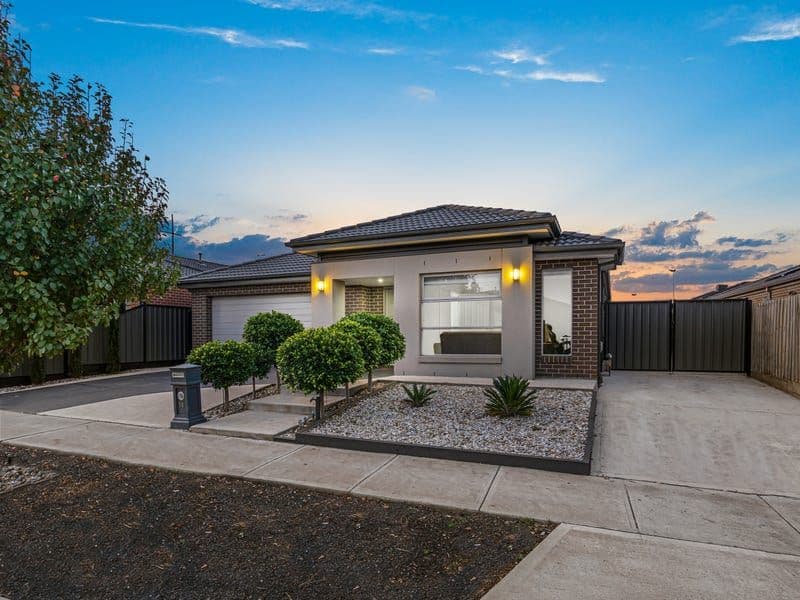 18 Miro Way, FRASER RISE VIC 3336, Fraser Rise - Thumbnail 2