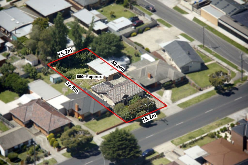 142 Main Road East, ST ALBANS VIC 3021, St Albans - Thumbnail 2