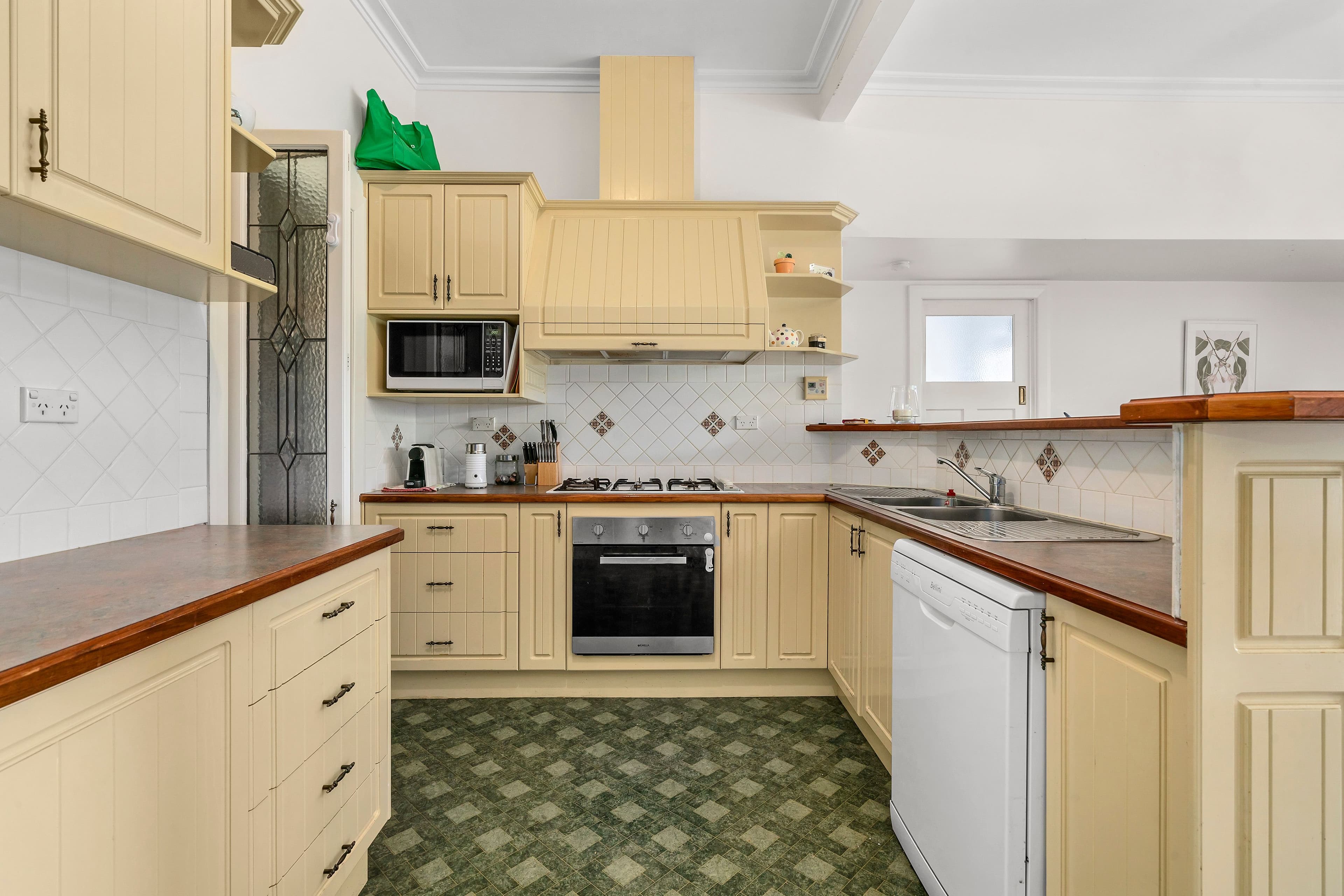 3 Roydon Street, Hampton East VIC 3188, Hampton East - Thumbnail 4