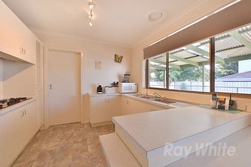 20 Denver Crescent, ROWVILLE VIC 3178, Rowville - Thumbnail 6