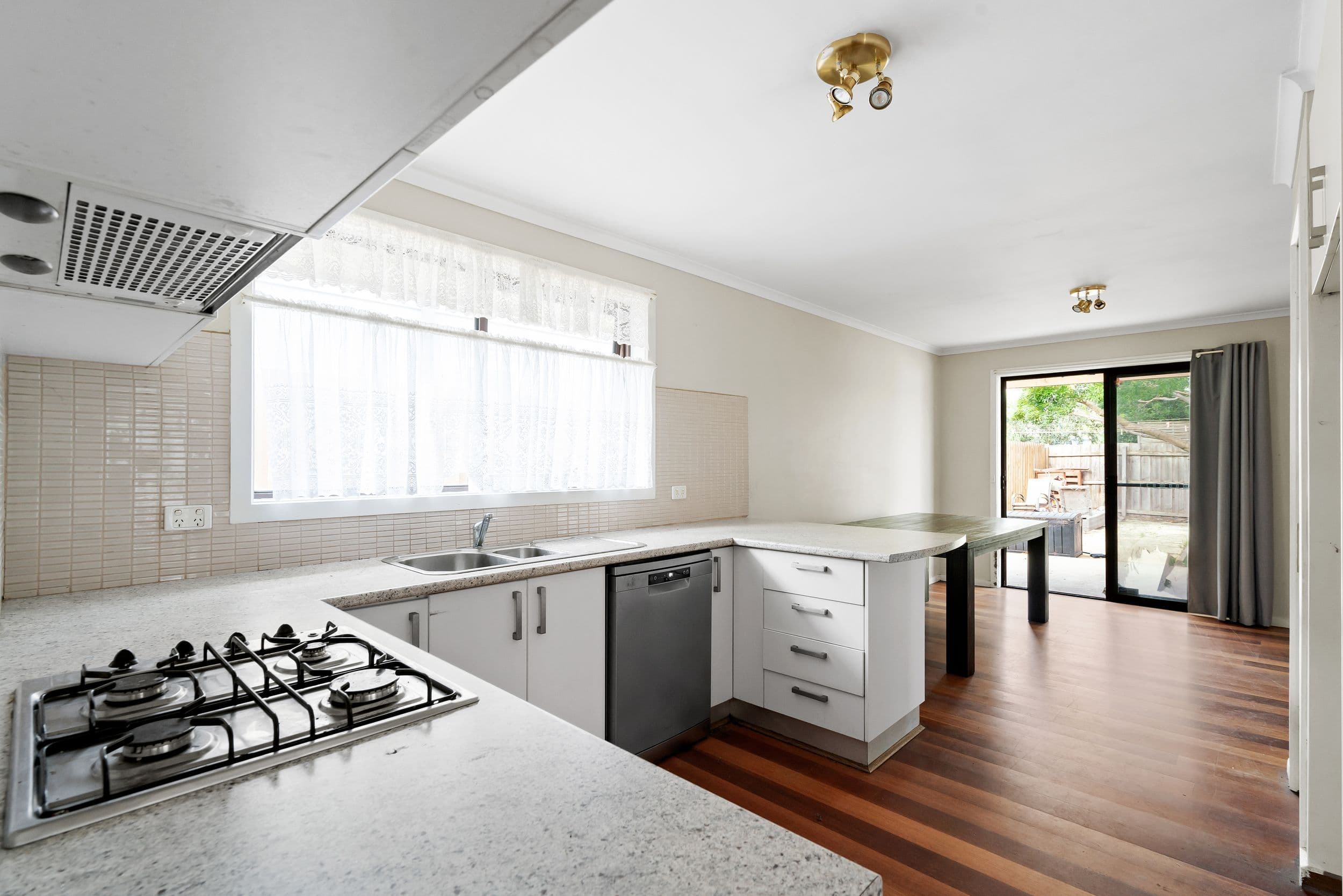 19 Batman Street, Altona Meadows VIC 3028, Altona Meadows - Thumbnail 3