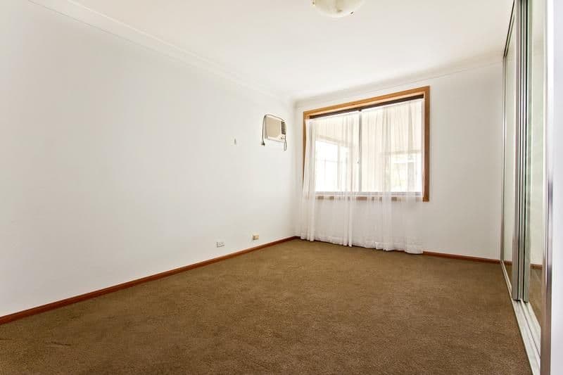 43 Brisbane Road, ST JOHNS PARK NSW 2176, St Johns Park - Thumbnail 4