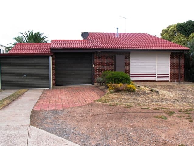 136 Murray Road, PORT NOARLUNGA SA 5167, Port Noarlunga - Image 1