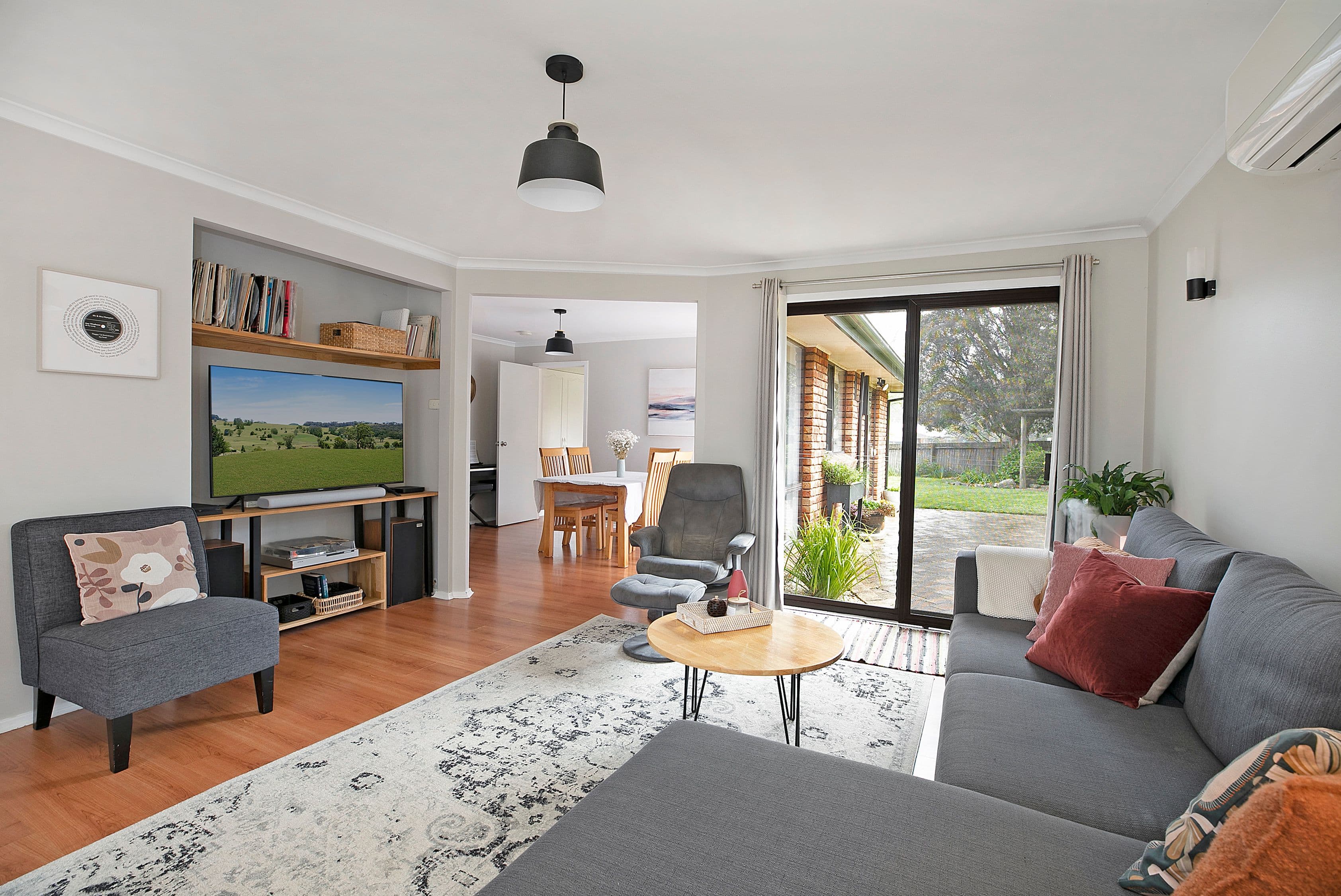 2 Paul Crescent, Moss Vale NSW 2577, Moss Vale - Thumbnail 2