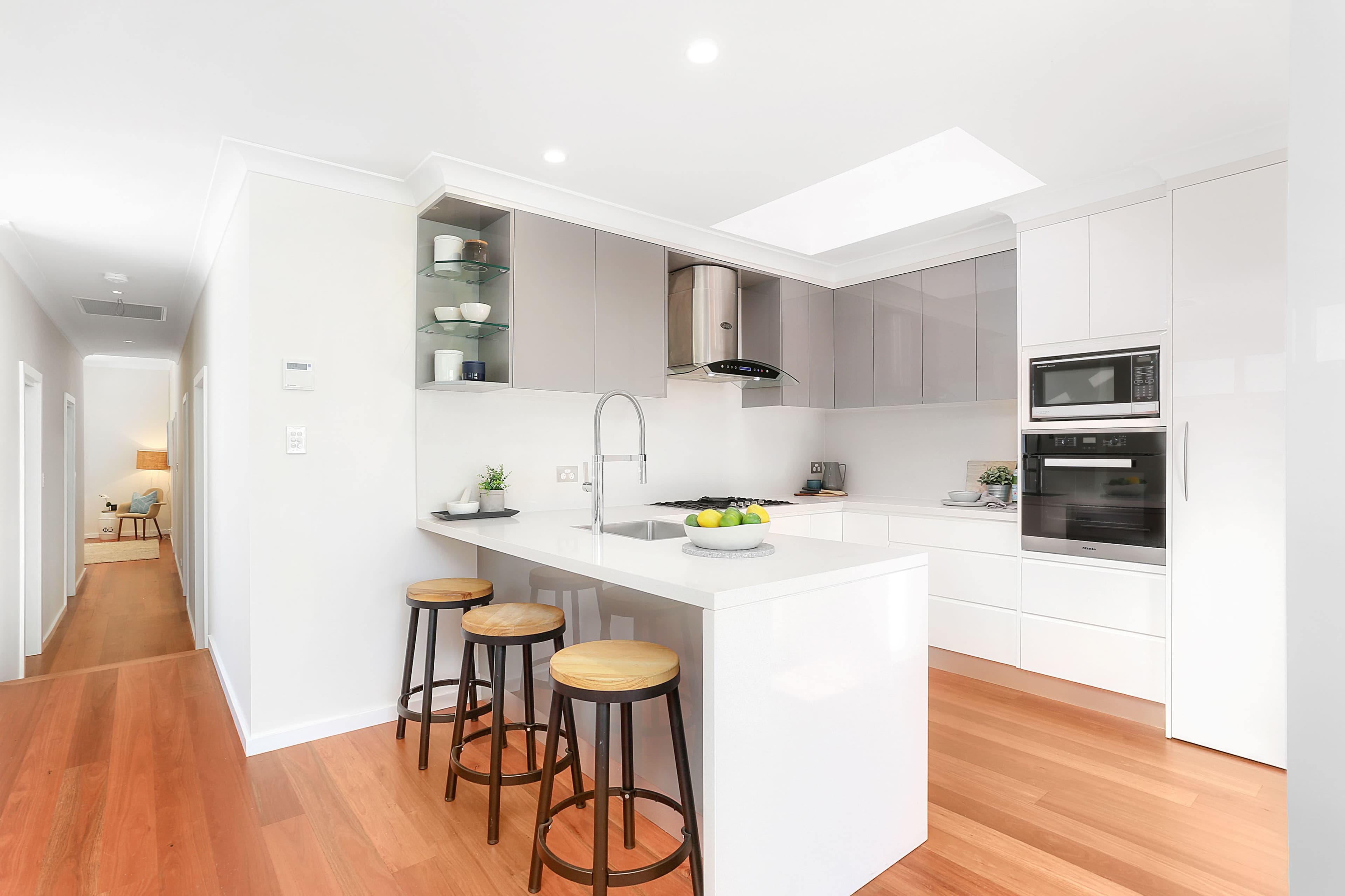 104 Curtis Road, Balmain - Thumbnail 2