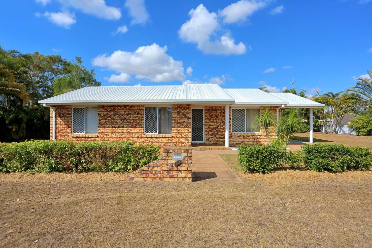 15 Paradise Avenue, THABEBAN QLD 4670, Thabeban - Image 1