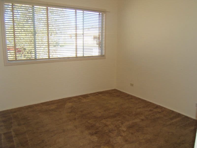 4/4 Pilot Street, Urangan, QLD, 4655, Urangan - Thumbnail 6