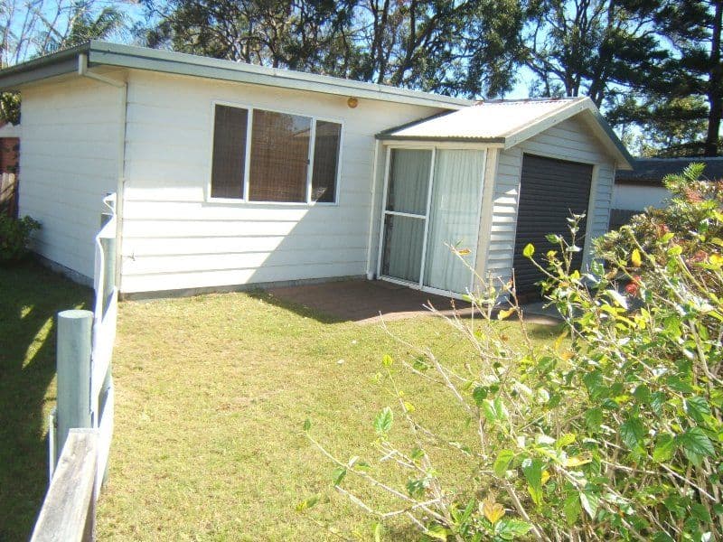 4/4 Pilot Street, Urangan, QLD, 4655, Urangan - Thumbnail 8