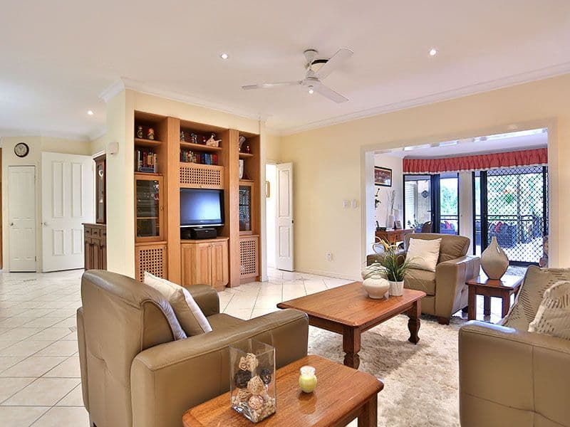 28 Alba Place, Bridgeman Downs QLD 4035, Bridgeman Downs - Thumbnail 3