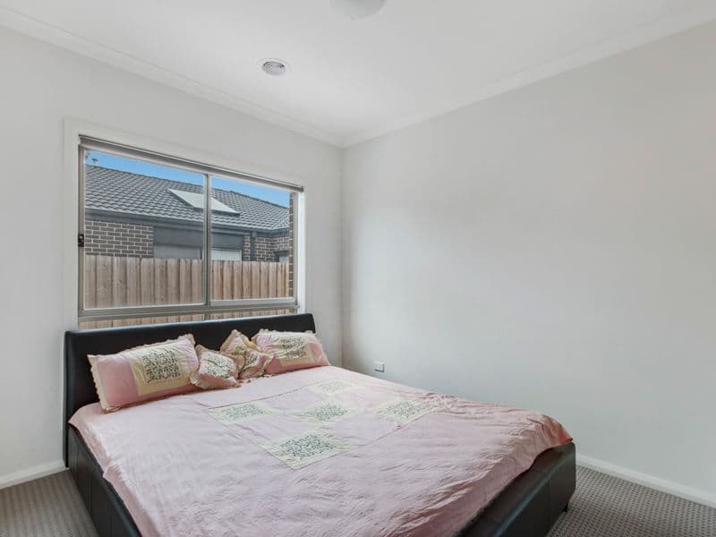 25 Clement Way, Melton South VIC 3338, Melton South - Thumbnail 8