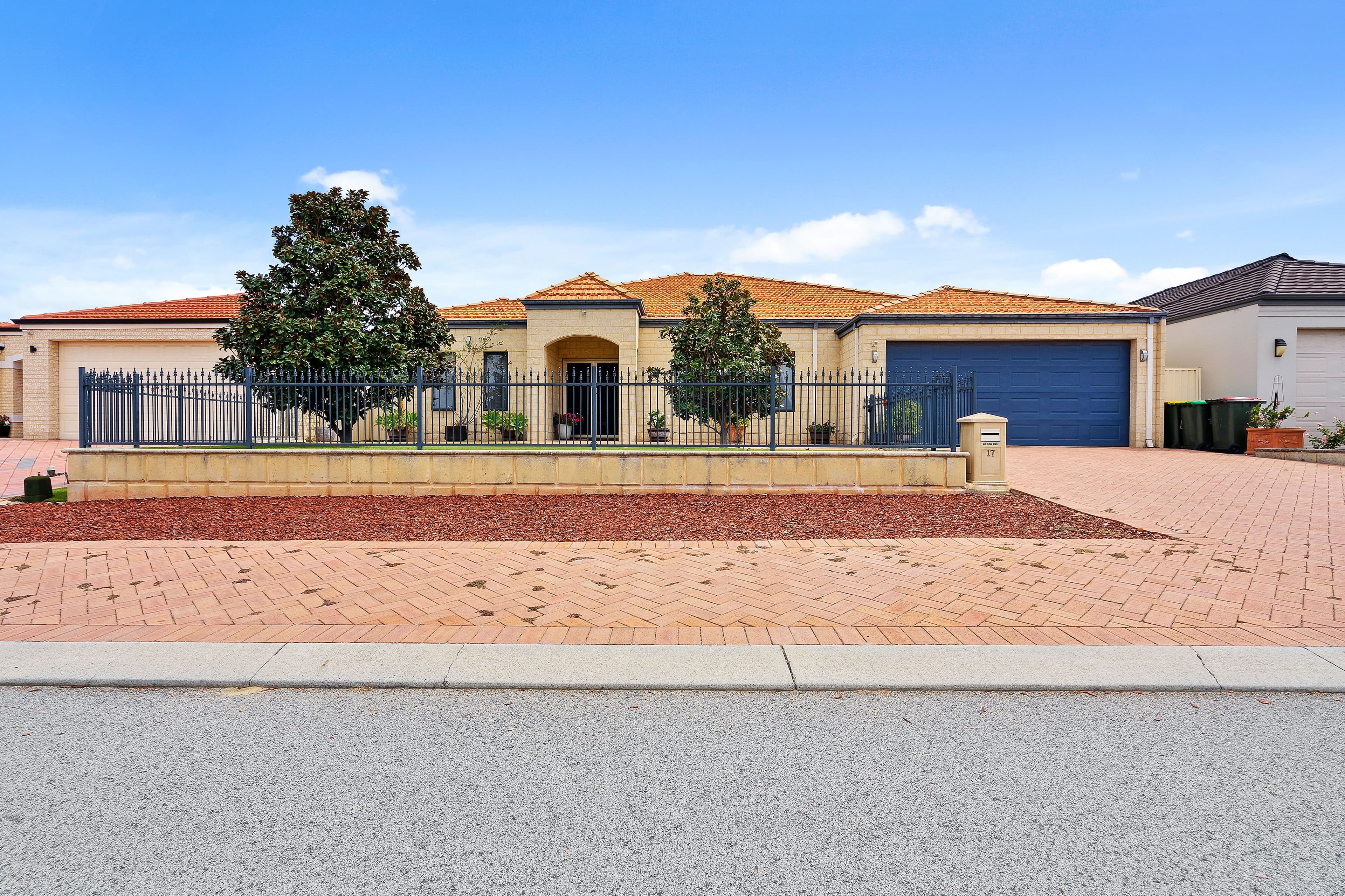17 Rossmore Drive, Madeley WA 6065, Madeley - Image 1