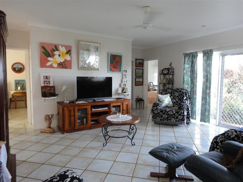 18 Kent Close, MISSION BEACH QLD 4852, Mission Beach - Thumbnail 4