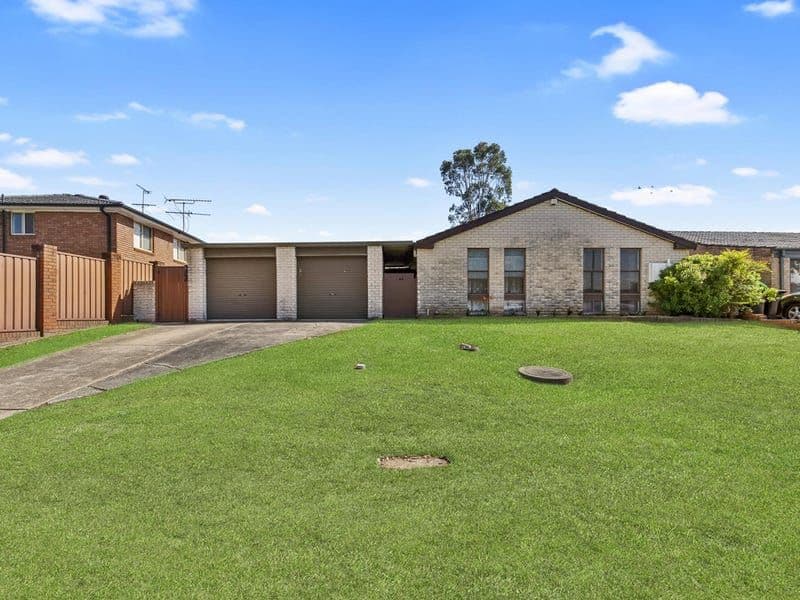 24 EXPLORERS Way, St Clair NSW 2759, St Clair - Image 1