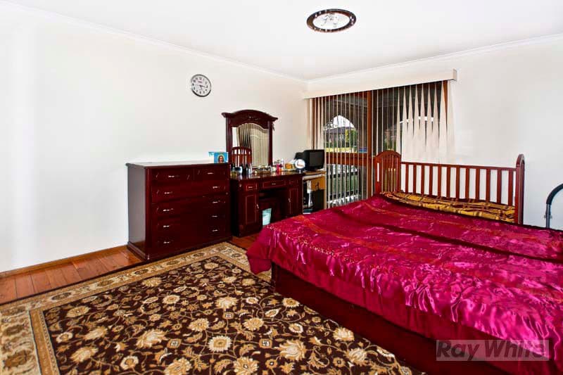 1 Bossley Road, BOSSLEY PARK NSW 2176, Bossley Park - Thumbnail 6