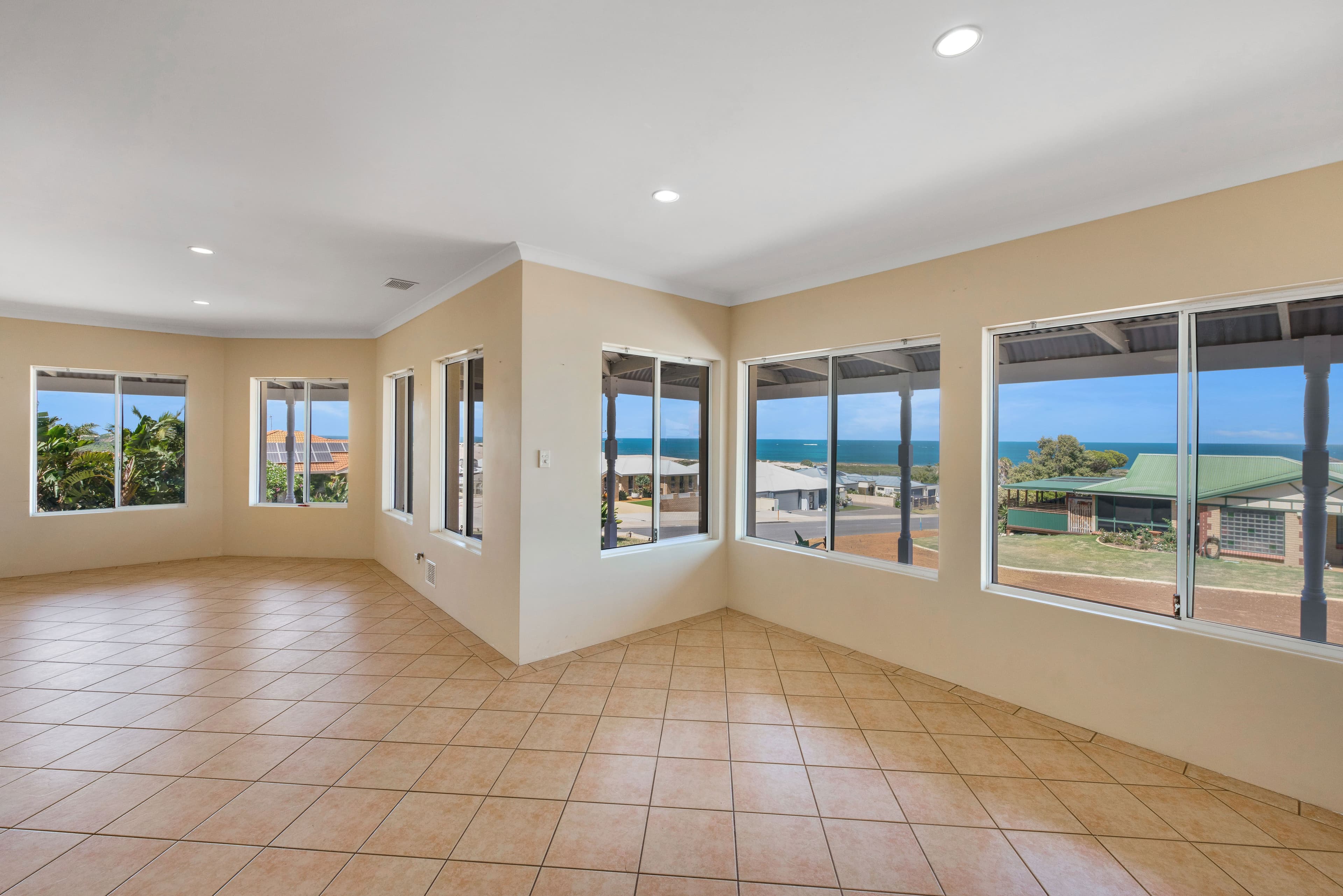47 Bellimos Drive, Wandina WA 6530, Wandina - Thumbnail 4