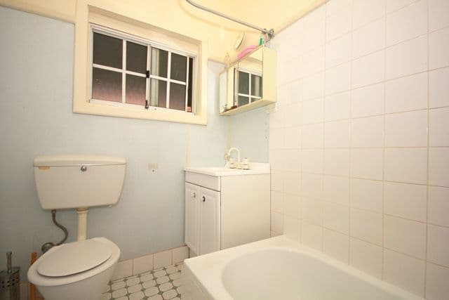 50 Rabaul Road, GEORGES HALL NSW 2198, Georges Hall - Thumbnail 6