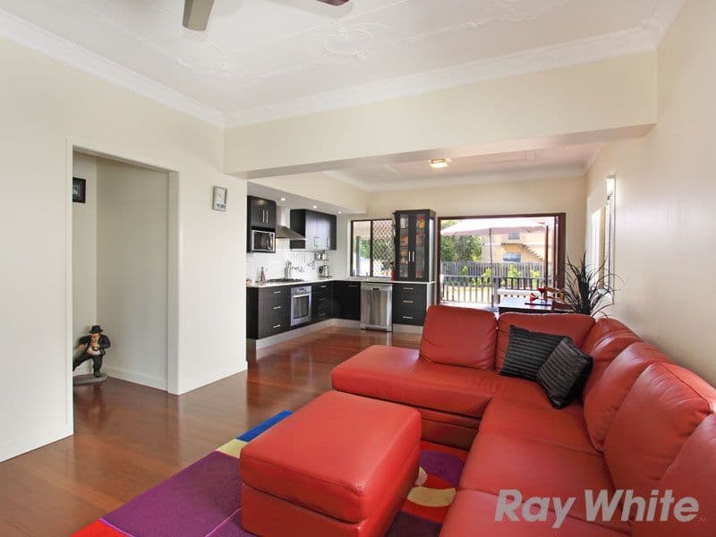 43 Edinburgh Castle Road, KEDRON QLD 4031, Kedron - Thumbnail 3