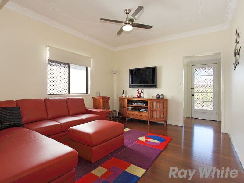 43 Edinburgh Castle Road, KEDRON QLD 4031, Kedron - Thumbnail 5