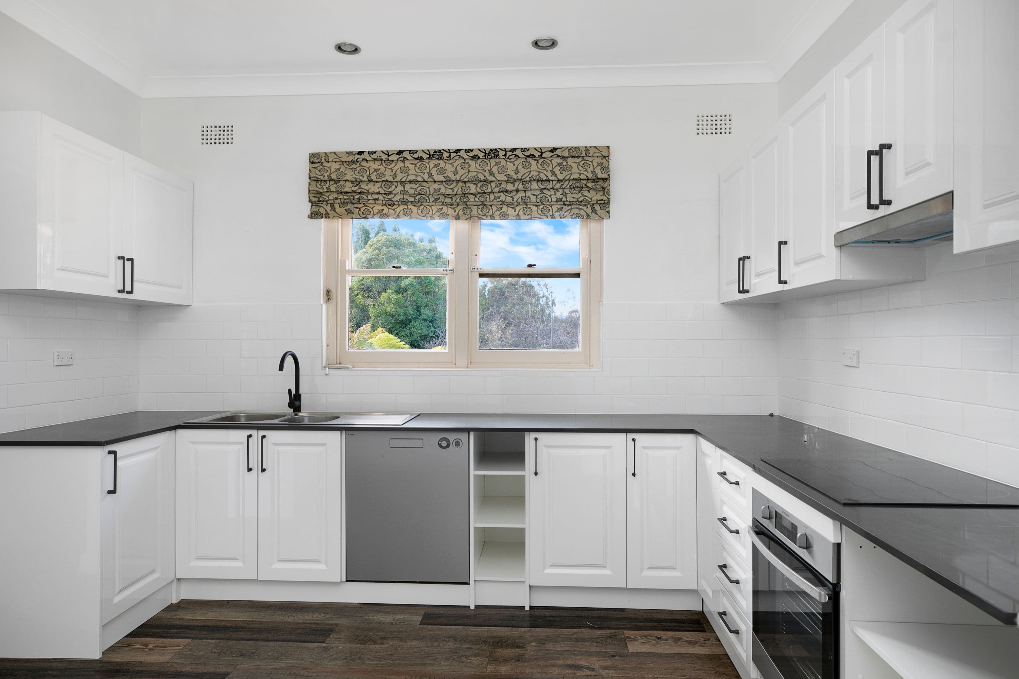2 Gordon Road, Bowral NSW 2576, Bowral - Thumbnail 7