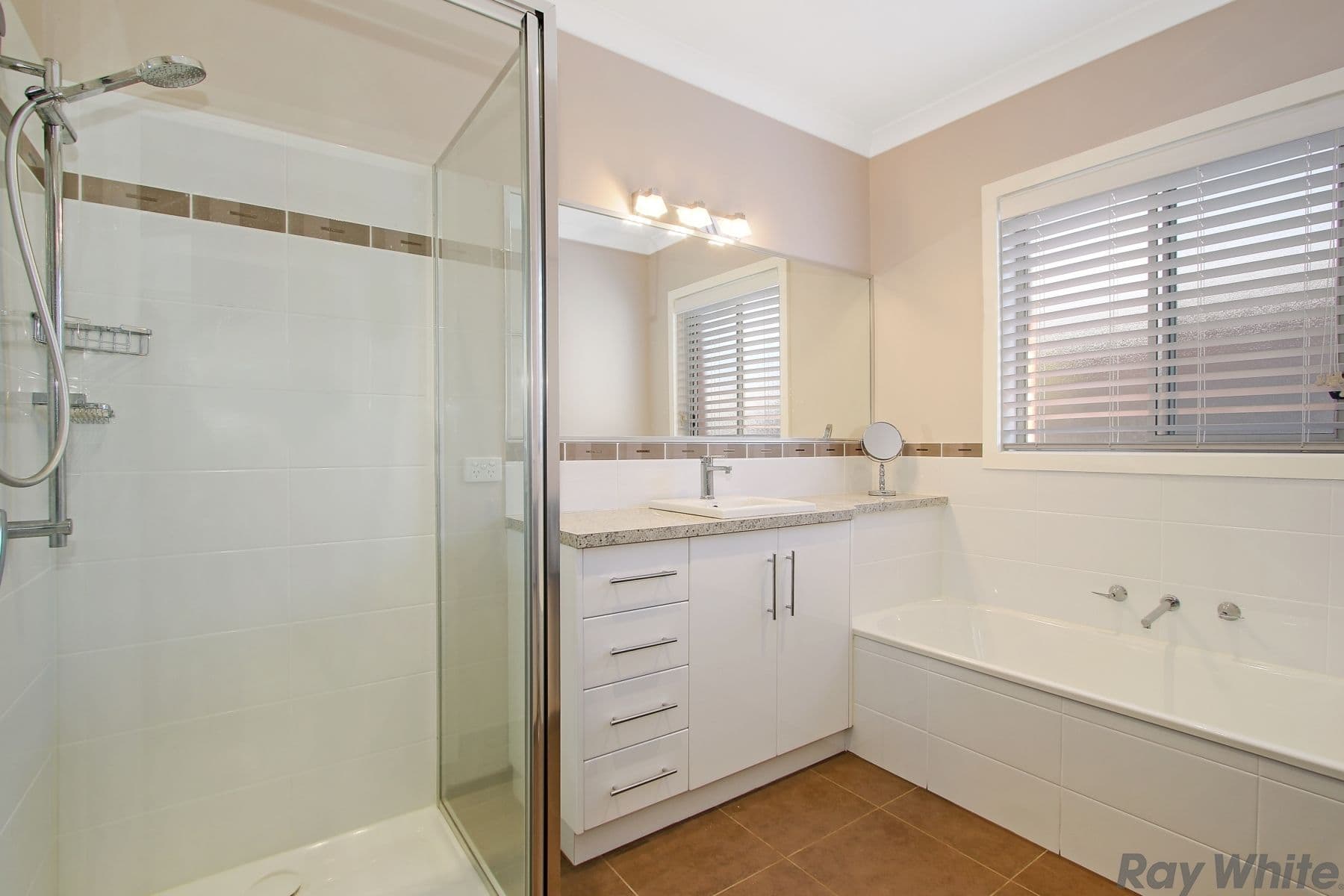 6 Carlyle Street, Benalla VIC 3672, Benalla - Thumbnail 5