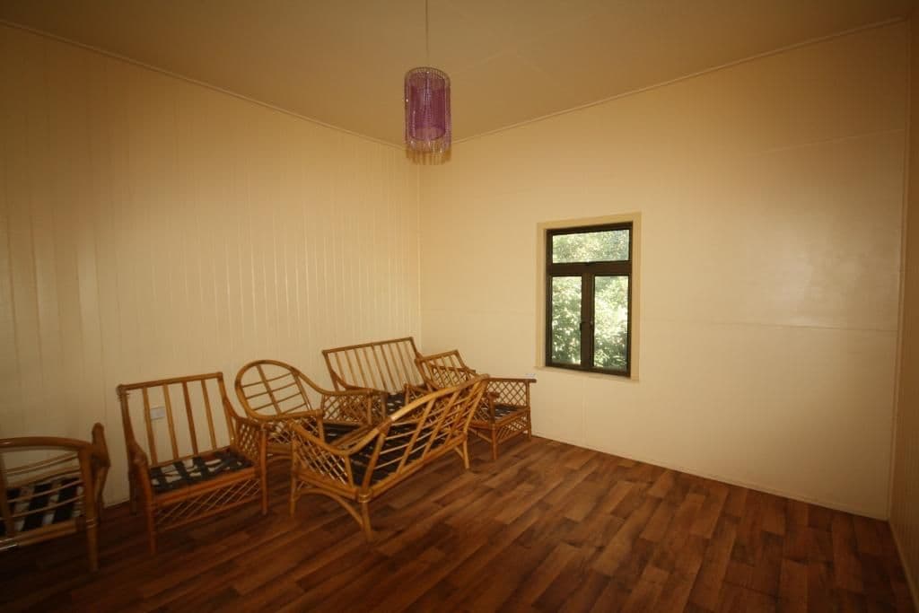 16 Stuart-Russell Street, MUNDUBBERA QLD 4626, Mundubbera - Thumbnail 3