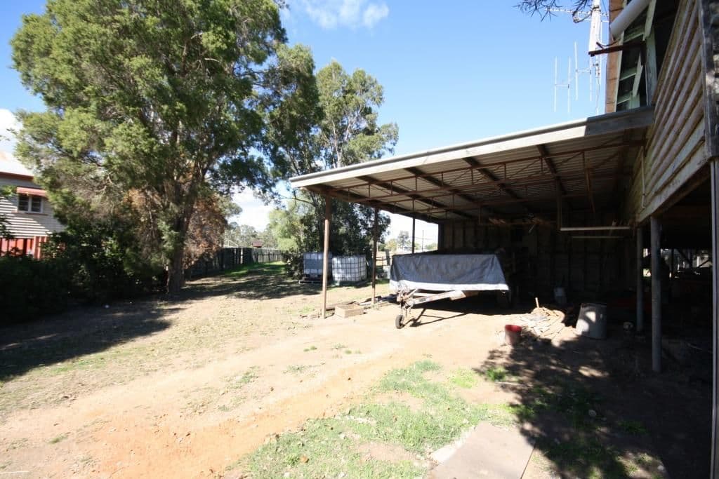 16 Stuart-Russell Street, MUNDUBBERA QLD 4626, Mundubbera - Thumbnail 4