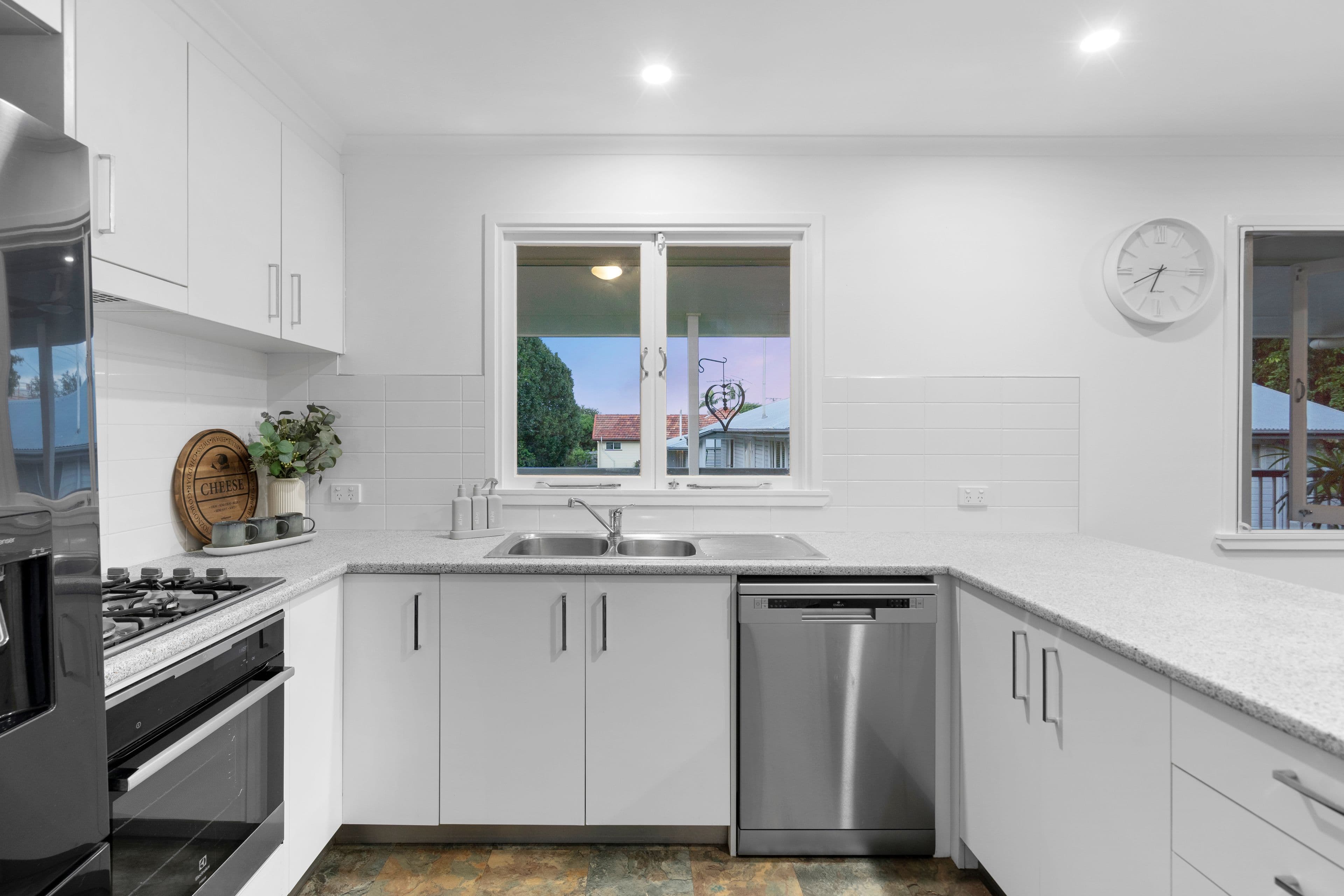 55 Wemvern Street, Upper Mount Gravatt QLD 4122, Upper Mount Gravatt - Thumbnail 3
