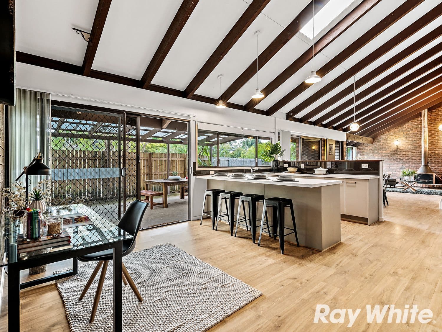 22 Tarnook Drive, Ferny Hills QLD 4055, Ferny Hills - Thumbnail 5