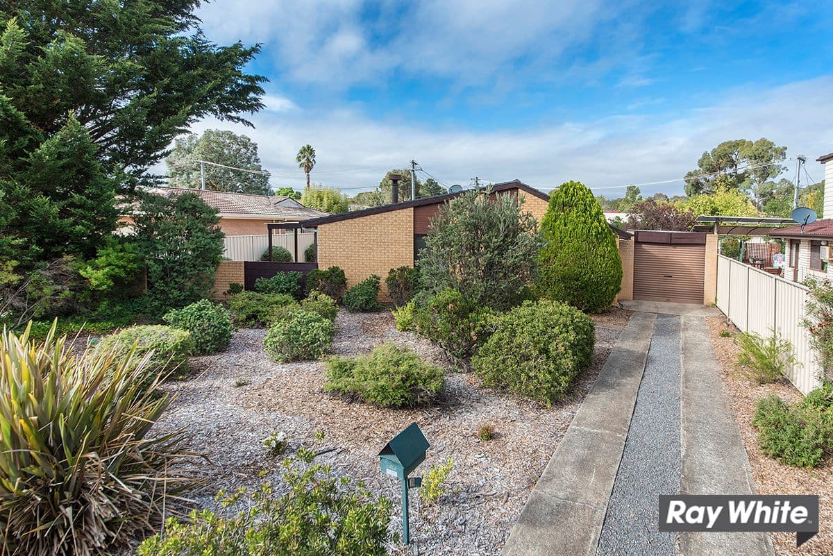 8 Neales Street, Kaleen ACT 2617, Kaleen - Image 1