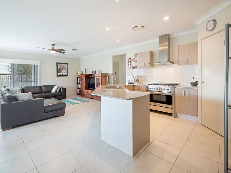 3 Bend Court, Eatons Hill QLD 4037, Eatons Hill - Thumbnail 3
