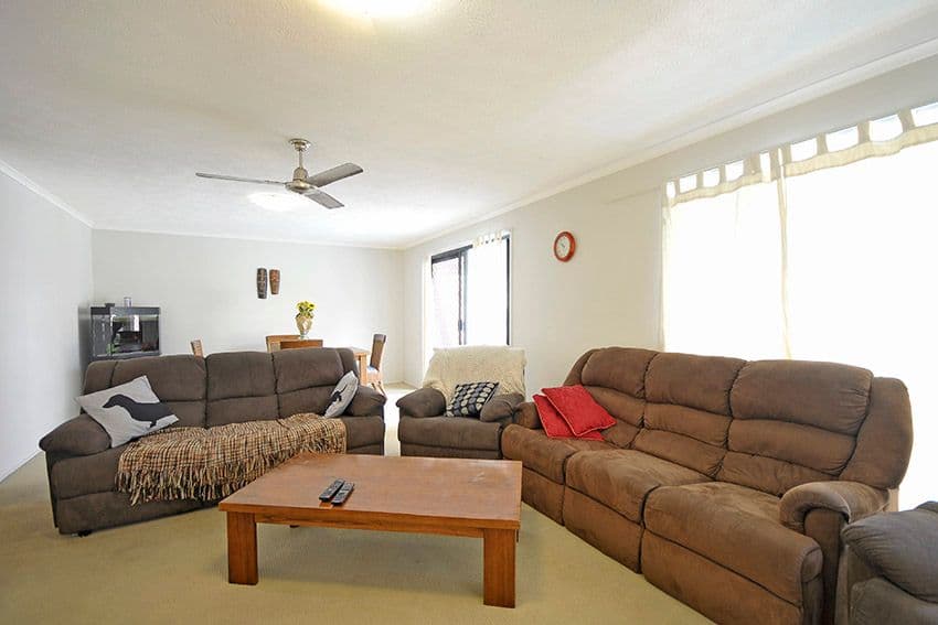 93 Allambi Avenue, Broadbeach Waters QLD 4218, Broadbeach Waters - Thumbnail 5