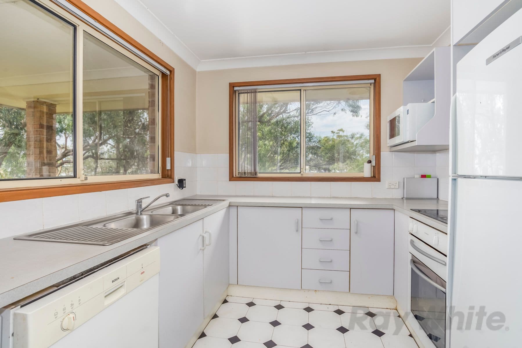 10 Balmoral Place, Fishing Point - Thumbnail 6