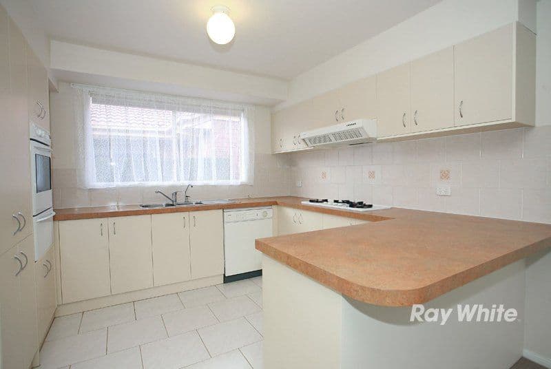 8 Montrose Way, CRANBOURNE VIC 3977, Cranbourne West - Thumbnail 3