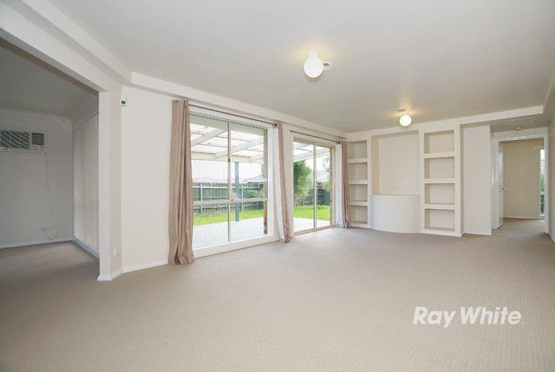8 Montrose Way, CRANBOURNE VIC 3977, Cranbourne West - Thumbnail 5