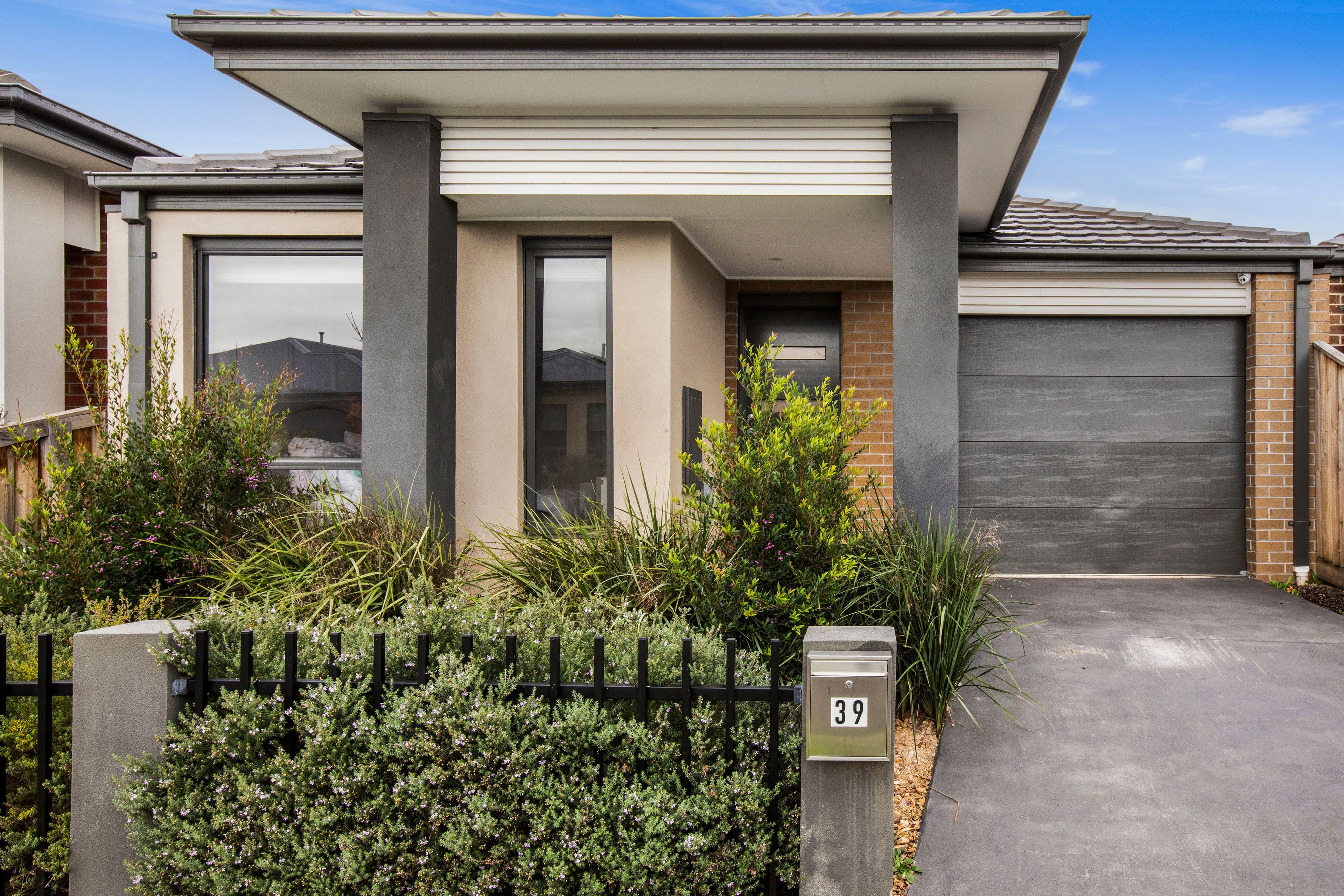 39 Arlington Avenue, Pakenham VIC 3810, Pakenham - Image 1
