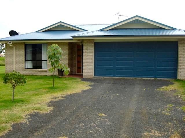 11 Bakerfinch Crescent, ROMA QLD 4455, Roma - Image 1