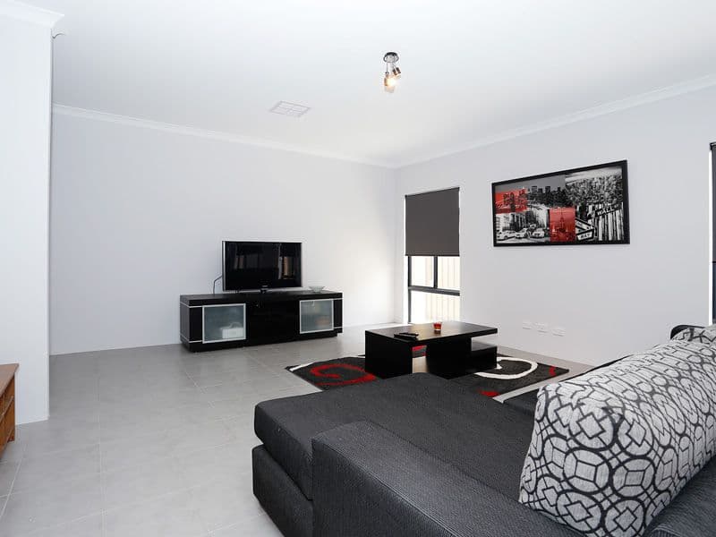 28 Alnwick Turn, LANDSDALE WA 6065, Landsdale - Thumbnail 5