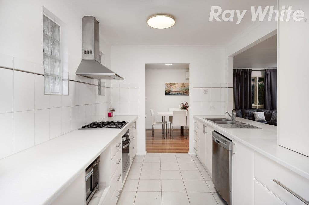 2 Panorama Close, Bundoora VIC 3083, Bundoora - Thumbnail 3