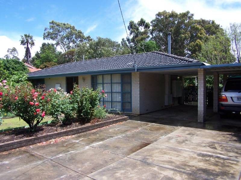 10 Wyee Place, GOOSEBERRY HILL WA 6076, Gooseberry Hill - Thumbnail 2