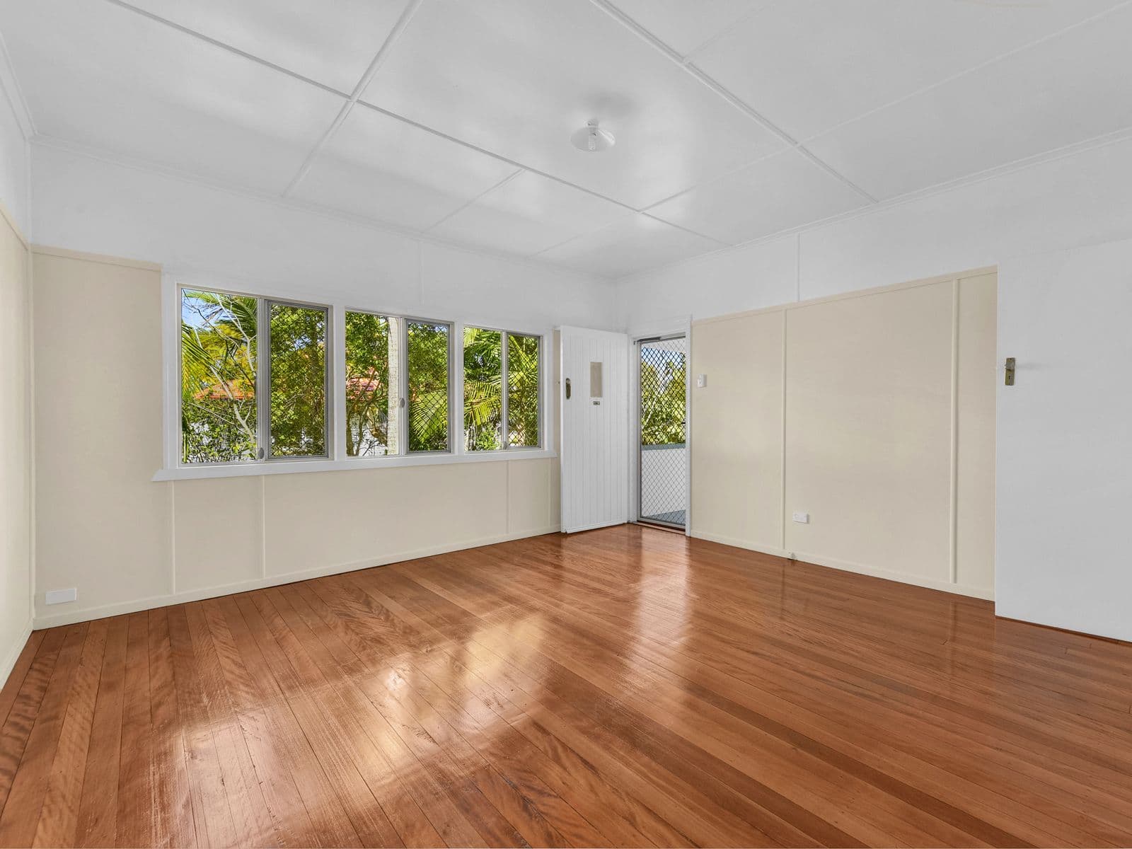28 Roscoe Street, Holland Park QLD 4121, Holland Park - Thumbnail 6