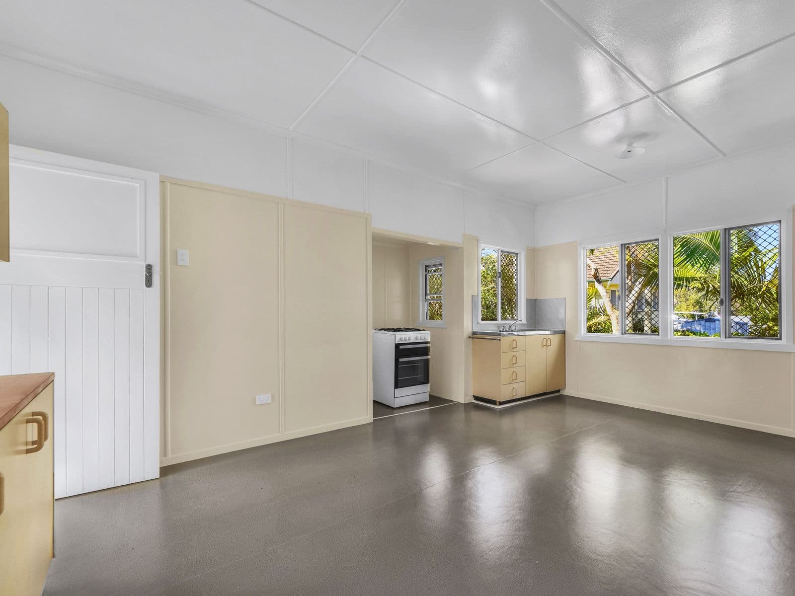 28 Roscoe Street, Holland Park QLD 4121, Holland Park - Thumbnail 8