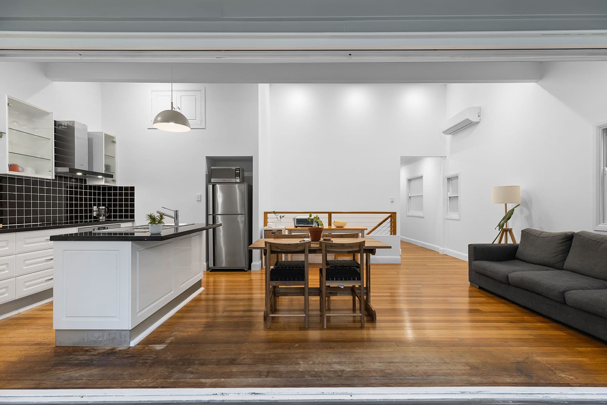 34 Lilley Street, Spring Hill QLD 4000, Spring Hill - Thumbnail 3