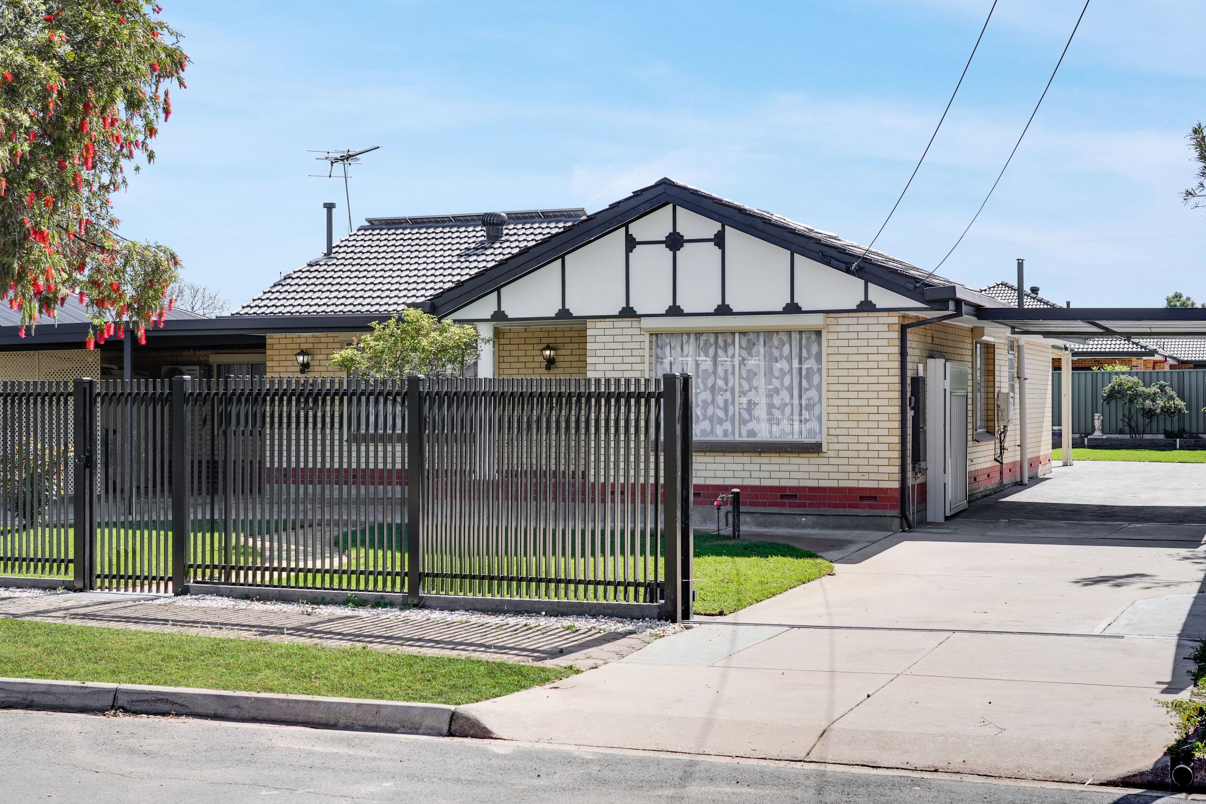 39 Halifax Avenue, Parafield Gardens SA 5107, Parafield Gardens - Image 1
