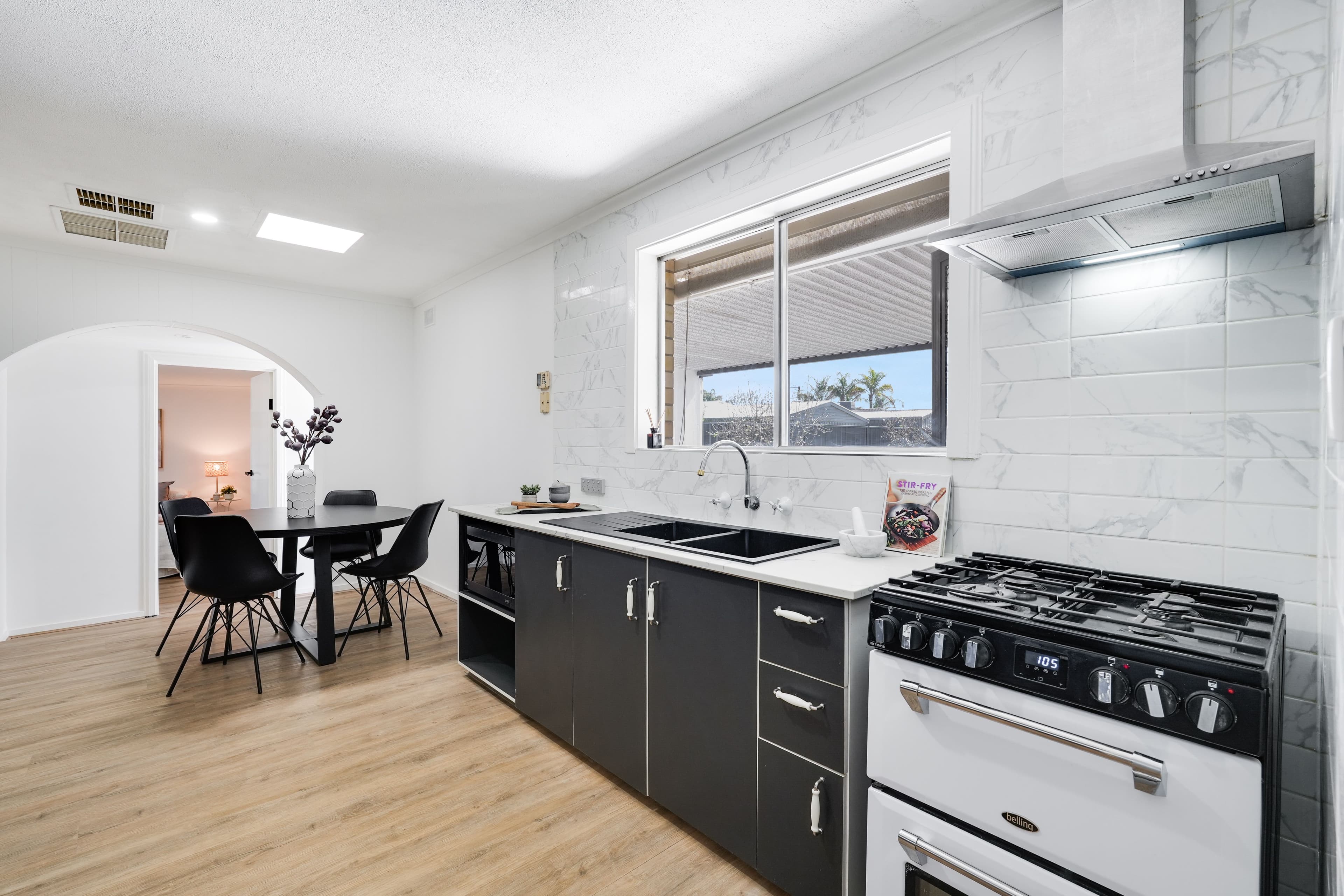 39 Halifax Avenue, Parafield Gardens SA 5107, Parafield Gardens - Thumbnail 5